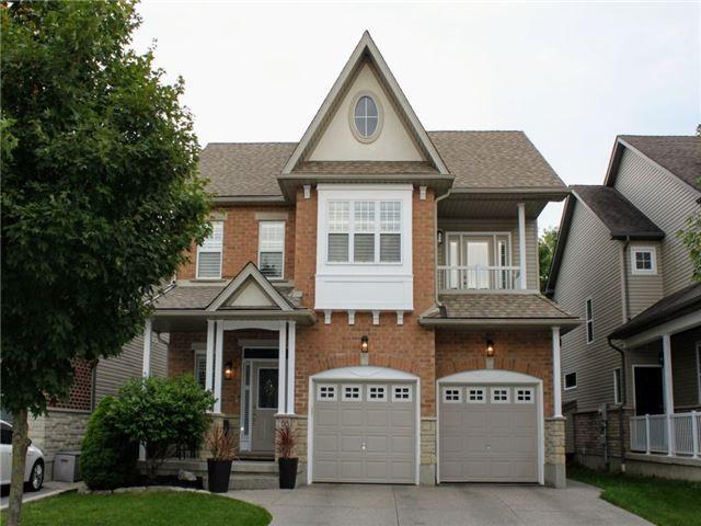 55 Coopershawk St, House detached with 3 bedrooms, 3 bathrooms and 4 parking in Kitchener ON | Image 1
