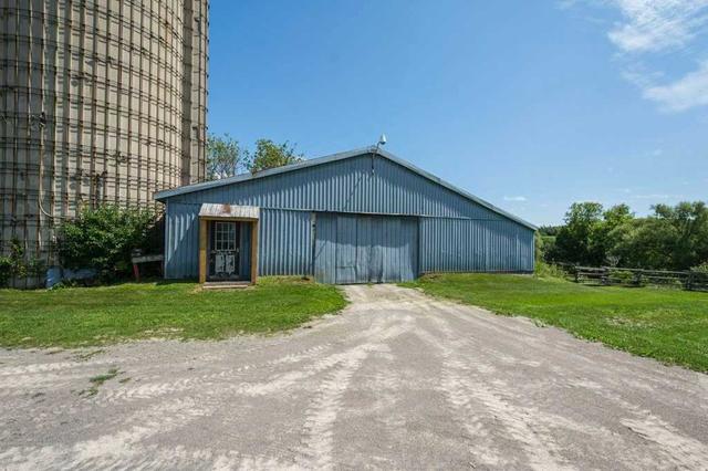 8315 Cavan Rd, House detached with 3 bedrooms, 2 bathrooms and 6 parking in Hamilton TP ON | Image 27