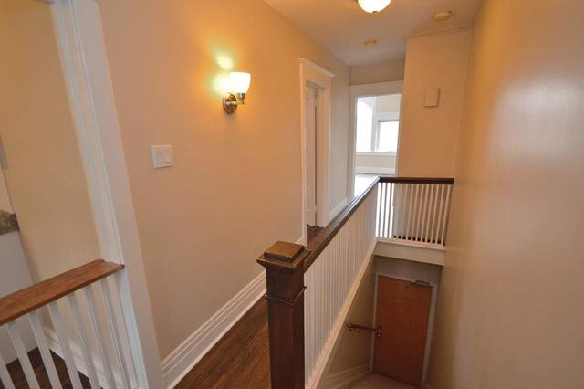 2nd flr - 412 Delaware Ave, House semidetached with 1 bedrooms, 1 bathrooms and 1 parking in Toronto ON | Image 12