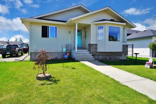7 Heenan Court, House detached with 4 bedrooms, 2 bathrooms and 5 parking in Red Deer County AB | Image 6