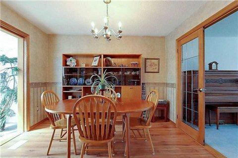 22 Windsor Dr, House detached with 3 bedrooms, 2 bathrooms and 2 parking in Brant ON | Image 8