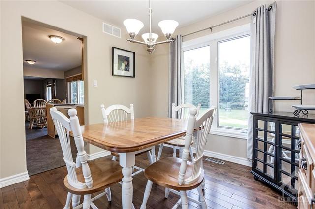 2979 John Shaw Road, House detached with 4 bedrooms, 4 bathrooms and 12 parking in Ottawa ON | Image 5