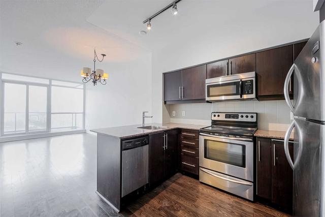 1004 - 2885 Bayview Ave, Condo with 1 bedrooms, 1 bathrooms and 1 parking in Toronto ON | Image 2