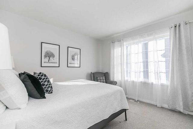 101 - 262 St Helens Ave, Townhouse with 3 bedrooms, 2 bathrooms and 1 parking in Toronto ON | Image 6