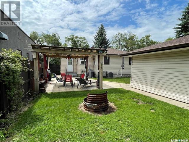 238 1st Avenue E, House detached with 3 bedrooms, 2 bathrooms and null parking in Canora SK | Image 6