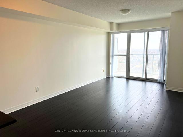 2108 - 275 Yorkland Rd, Condo with 1 bedrooms, 1 bathrooms and 1 parking in Toronto ON | Image 3