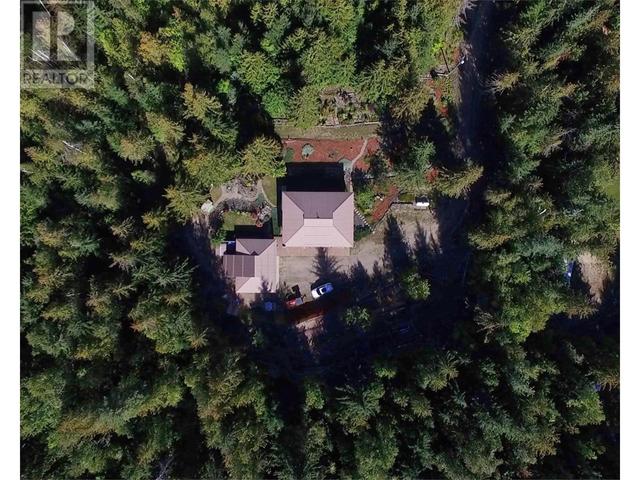 4830 Goodwin Road, House detached with 3 bedrooms, 2 bathrooms and 20 parking in Columbia Shuswap C BC | Image 69