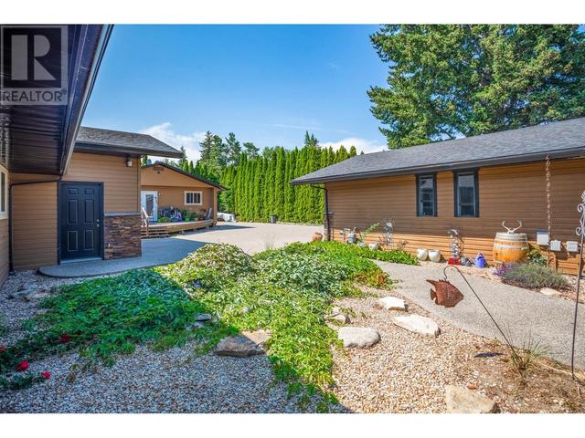 754 Mcclure Road, House detached with 4 bedrooms, 2 bathrooms and 3 parking in Kelowna BC | Image 33