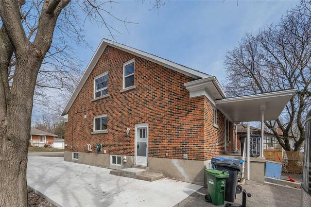 225 Elizabeth St, House detached with 5 bedrooms, 3 bathrooms and 5 parking in Guelph ON | Image 27