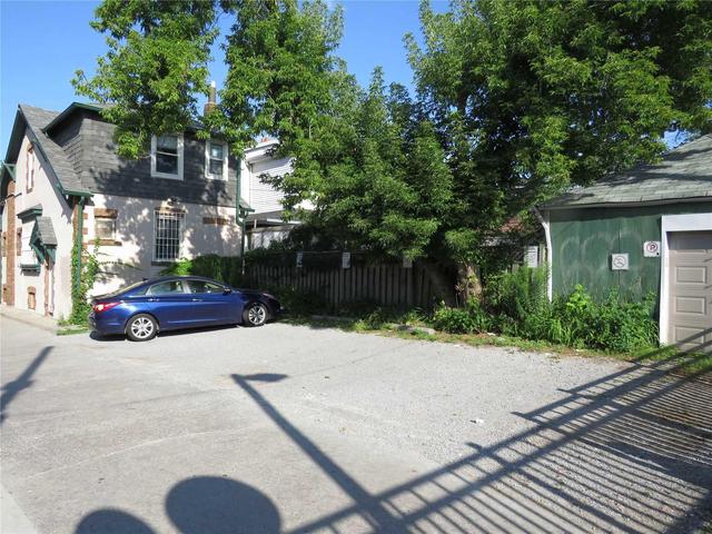 701 Coxwell Ave, House detached with 0 bedrooms, 1 bathrooms and 4 parking in Toronto ON | Image 4