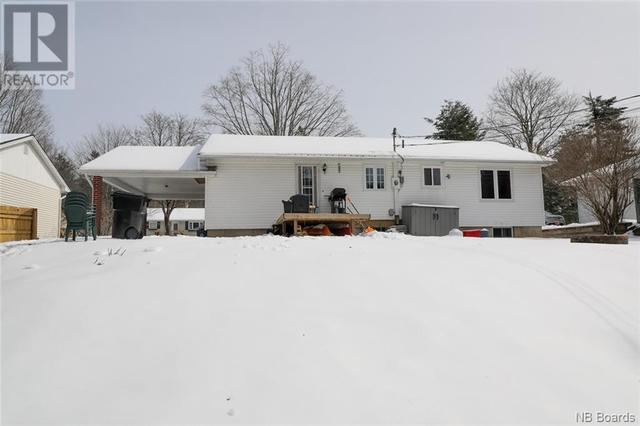 130 Charing Crescent, House detached with 5 bedrooms, 1 bathrooms and null parking in Fredericton NB | Image 35