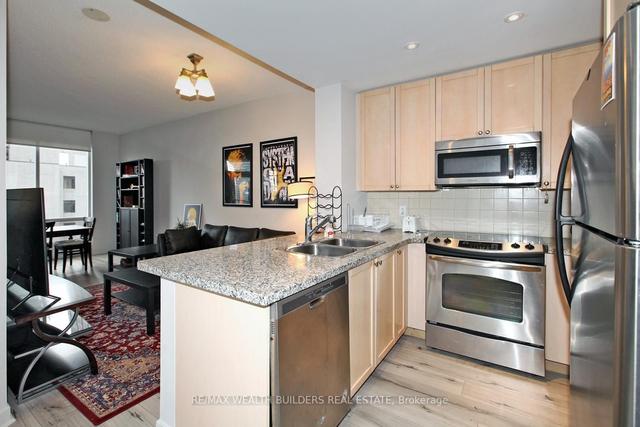 1912 - 85 Bloor St E, Condo with 1 bedrooms, 1 bathrooms and 1 parking in Toronto ON | Image 5