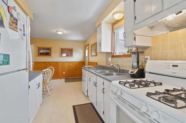 34 Manor Cres, House semidetached with 3 bedrooms, 3 bathrooms and 3 parking in Orangeville ON | Image 27