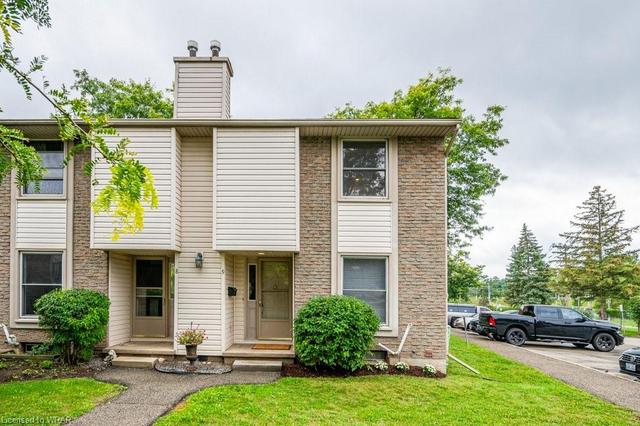 9 - 11 Grand River Boulevard, House attached with 3 bedrooms, 1 bathrooms and 1 parking in Kitchener ON | Image 32
