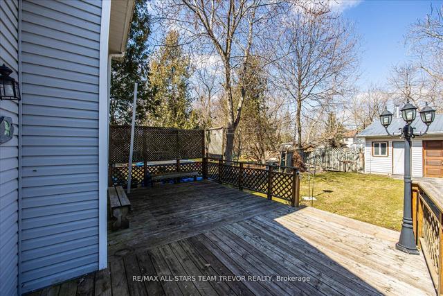 258 Church St, House detached with 3 bedrooms, 2 bathrooms and 10 parking in Georgina ON | Image 11