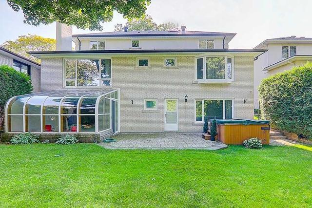 45 Lower Links Rd, House detached with 4 bedrooms, 4 bathrooms and 4 parking in Toronto ON | Image 39