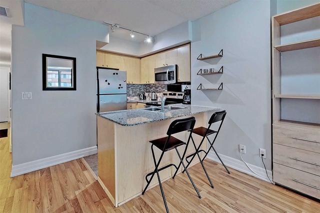 809 - 8 Scollard St, Condo with 0 bedrooms, 1 bathrooms and 0 parking in Toronto ON | Image 9
