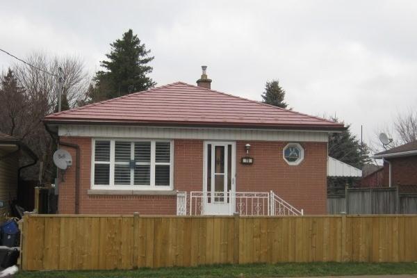 79 Morton Ave, House detached with 3 bedrooms, 2 bathrooms and 3 parking in Brantford ON | Image 1