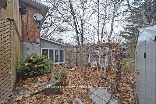 539 Brentwood Ave, House detached with 3 bedrooms, 2 bathrooms and 5 parking in Oshawa ON | Image 9