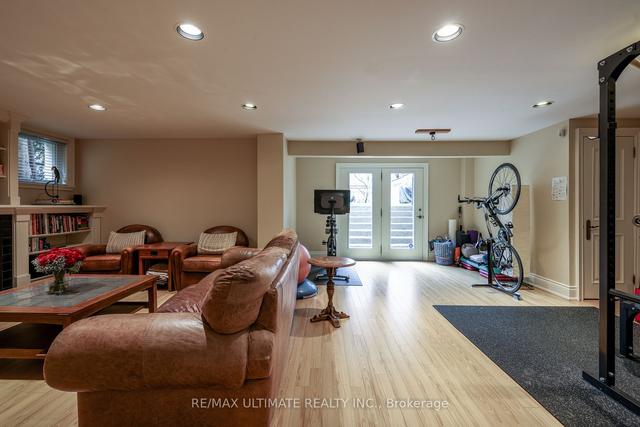 129 Donlea Dr, House detached with 4 bedrooms, 6 bathrooms and 3 parking in Toronto ON | Image 30