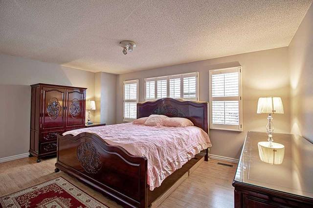 1593 Parish Lane, House detached with 3 bedrooms, 3 bathrooms and 3 parking in Oakville ON | Image 6