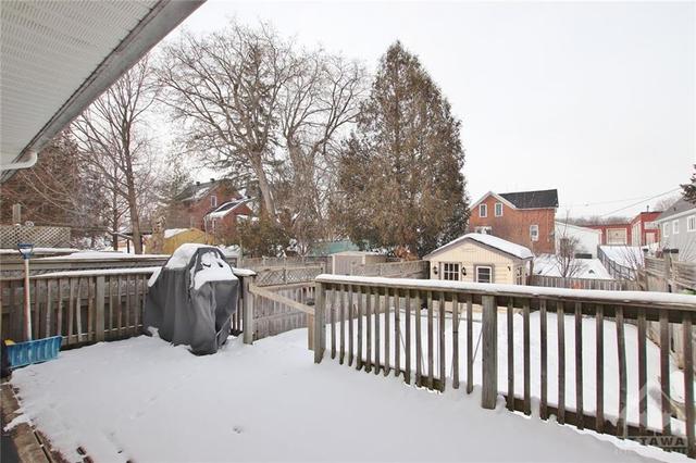 5 Wright Street, Townhouse with 2 bedrooms, 2 bathrooms and 2 parking in Carleton Place ON | Image 28
