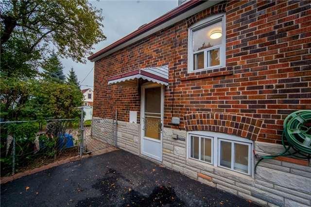 44 Amsterdam Ave, House detached with 4 bedrooms, 2 bathrooms and 3 parking in Toronto ON | Image 18