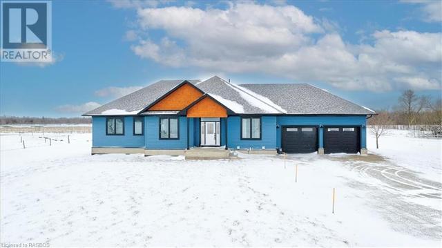 1495 Concession 12, Home with 3 bedrooms, 2 bathrooms and null parking in Kincardine ON | Image 2