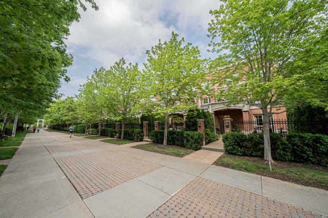 th10 - 21 Burkebrook Pl, Townhouse with 3 bedrooms, 3 bathrooms and 2 parking in Toronto ON | Image 33