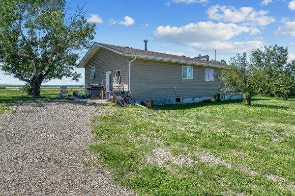 203044a Highway 1, House detached with 7 bedrooms, 3 bathrooms and null parking in Wheatland County AB | Image 5