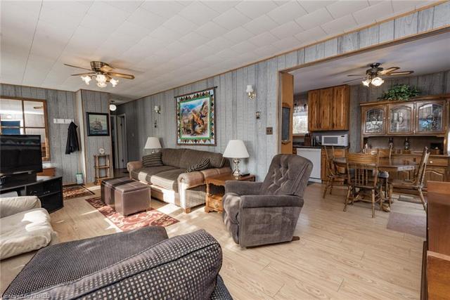 14158 Hwy 522, House detached with 4 bedrooms, 2 bathrooms and 10 parking in Parry Sound, Unorganized, Centre Part ON | Image 16
