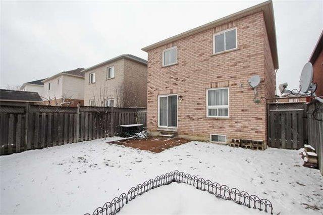 56 Woodhaven Dr, House detached with 3 bedrooms, 3 bathrooms and 4 parking in Brampton ON | Image 17
