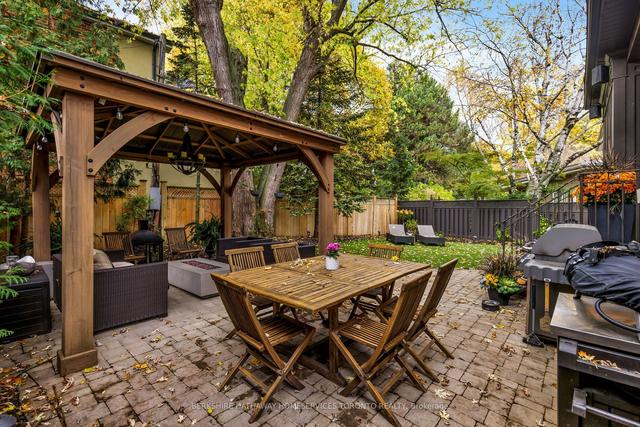 244 Yonge Blvd, House detached with 4 bedrooms, 5 bathrooms and 7 parking in Toronto ON | Image 2