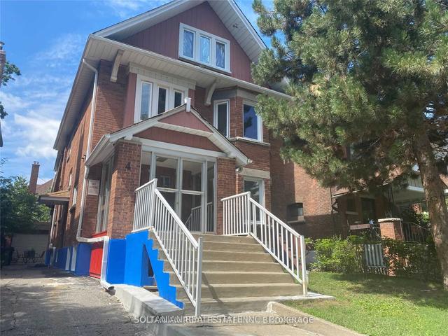 4 Glenholme Ave, House detached with 5 bedrooms, 6 bathrooms and 5 parking in Toronto ON | Image 1