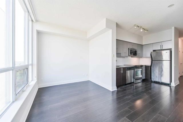 1003 - 83 Redpath Ave, Condo with 1 bedrooms, 1 bathrooms and 1 parking in Toronto ON | Image 2