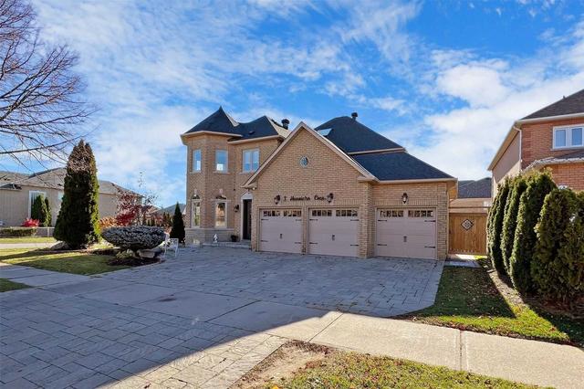 1 Henricks Cres, House detached with 4 bedrooms, 5 bathrooms and 8 parking in Richmond Hill ON | Image 12