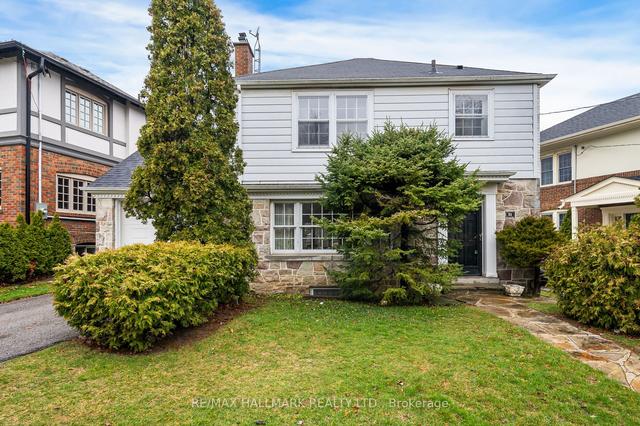 51 Lawrence Cres, House detached with 3 bedrooms, 2 bathrooms and 3 parking in Toronto ON | Image 12