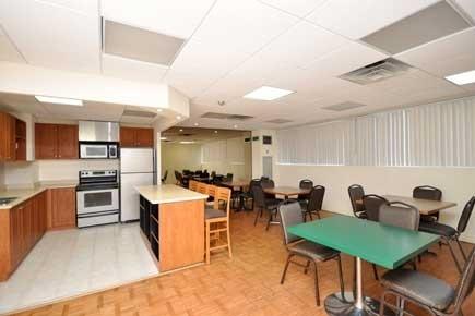 1507 - 3700 Kaneff Cres, Condo with 3 bedrooms, 2 bathrooms and 1 parking in Mississauga ON | Image 18