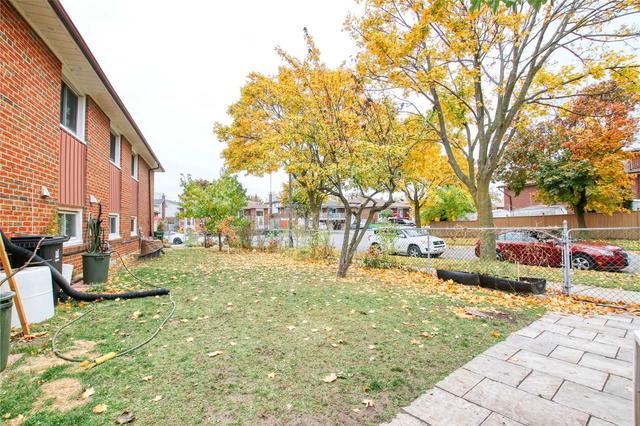 46 Lenthall Ave, House detached with 3 bedrooms, 2 bathrooms and 3 parking in Toronto ON | Image 18