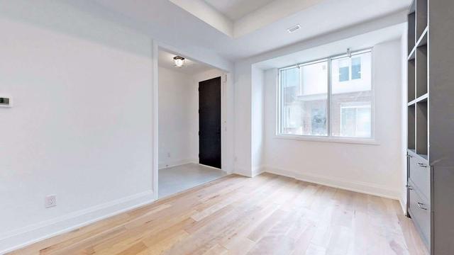 3 - 25 Dervock Cres, Townhouse with 4 bedrooms, 4 bathrooms and 2 parking in Toronto ON | Image 34