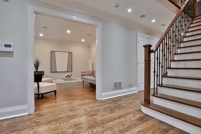 181 Ridley Blvd, House detached with 5 bedrooms, 5 bathrooms and 6 parking in Toronto ON | Image 34