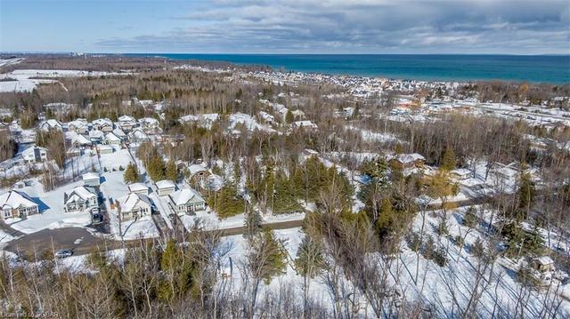 60 Robert Street S, Home with 0 bedrooms, 0 bathrooms and null parking in Wasaga Beach ON | Image 16