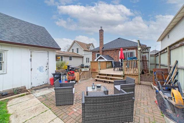 12 Rose Ave, House detached with 2 bedrooms, 2 bathrooms and 5 parking in Thorold ON | Image 28