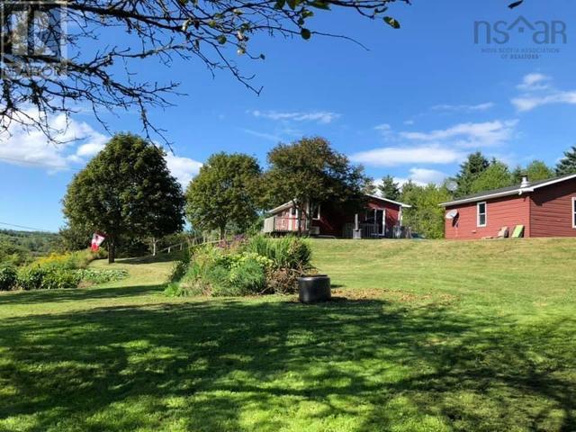 1812 Highway 7, House detached with 4 bedrooms, 2 bathrooms and null parking in Antigonish, Subd. A NS | Image 10