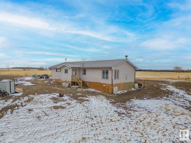 554066 Rge Rd 192, House detached with 3 bedrooms, 1 bathrooms and null parking in Lamont County AB | Image 4