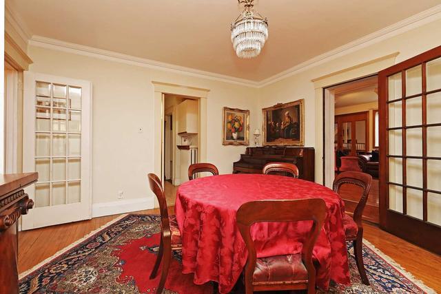56 Inglewood Dr, House detached with 4 bedrooms, 3 bathrooms and 3 parking in Toronto ON | Image 2