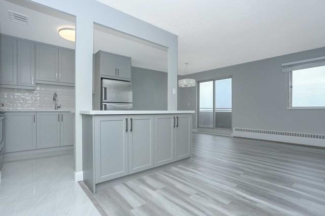 511 - 800 Kennedy Rd, Condo with 2 bedrooms, 1 bathrooms and 1 parking in Toronto ON | Image 27