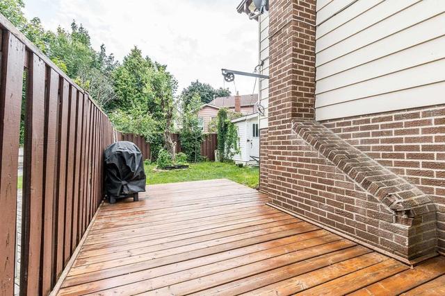 141 Murray St, House detached with 3 bedrooms, 3 bathrooms and 4 parking in Brampton ON | Image 14