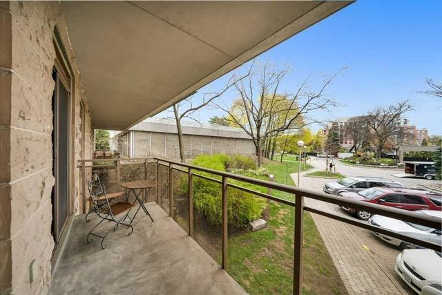 207 - 2662 Bloor St W, Condo with 1 bedrooms, 2 bathrooms and 1 parking in Toronto ON | Image 6