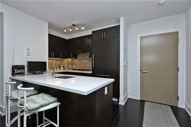 125 - 39 Queens Quay E, Townhouse with 2 bedrooms, 3 bathrooms and 1 parking in Toronto ON | Image 6